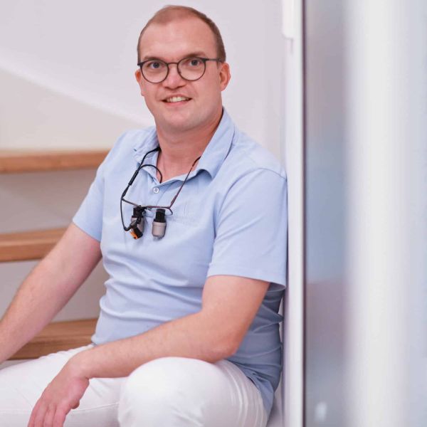 Zahnkonform Dr. Walker und Kollegen Entringen Zahnarzt Dr. Uwe Walker