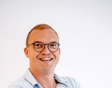 Portrait von Dr. Uwe Walker – Zahnarzt in Entringen